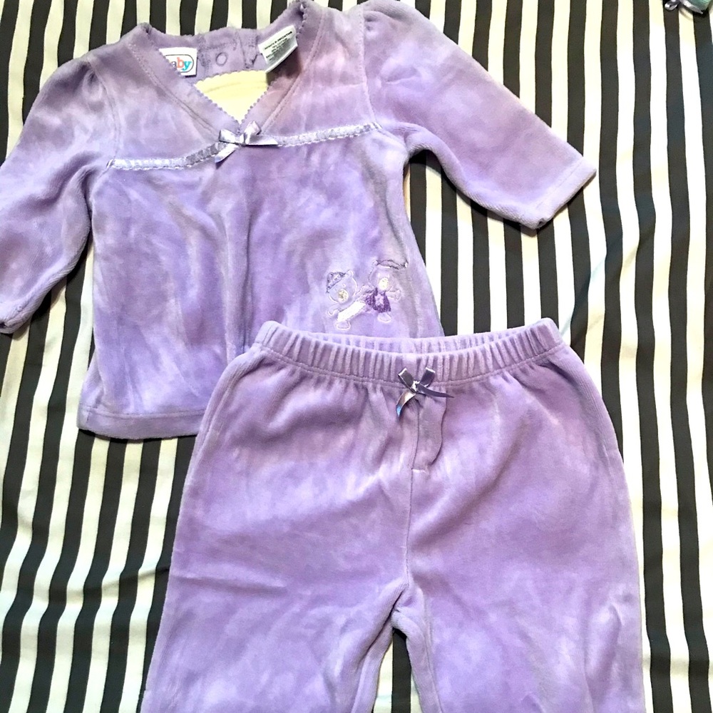 Velour outfit